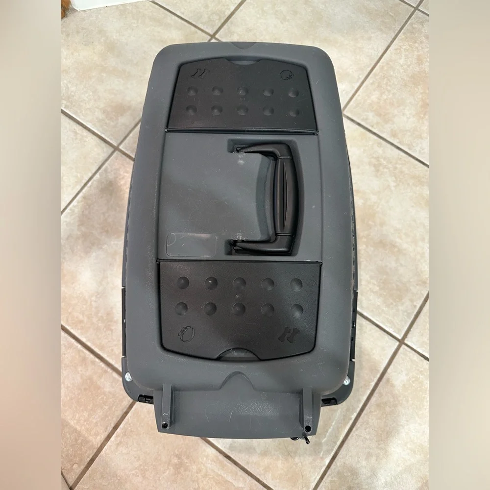 Small Cat/Dog Kennel